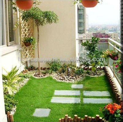 Herbe artificielle de 40 mm pour terrain de jeux avec Dtex 11600 et 18900 Densité utilisée pour la décoration de paysage