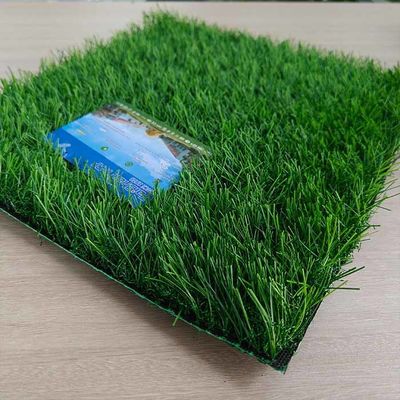 qualité  Straight Plus Curved Non Infill Artificial Turf 43mm Low Maintenance Wear Resistant High Permeablity usine