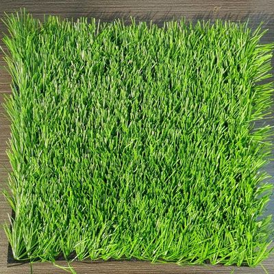 qualité  40mm Pile Height Customized Sports Artificial Turf With 150 Stitches/M And 9450 Density usine