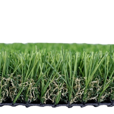 Herbe artificielle hybride à haute densité pour l'aménagement paysager intérieur / extérieur pour animaux de compagnie Tapis 35 mm Excellente perméabilité à l'eau