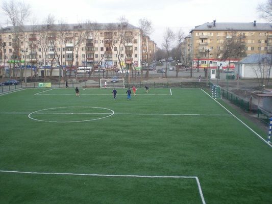 Céréales artificielles pour terrains de football de 60 mm, résistantes aux UV, homologuées par la FIFA, destinées aux grossistes et aux distributeurs