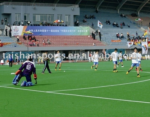La pelouse artificielle de football CPP + LENO avec une largeur de 5/8 pouces et une hauteur de 40 mm