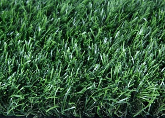Gazon artificiel de 140 points/M 60mm de taille de pile 12000 Dtex pour des terrains de football et de football