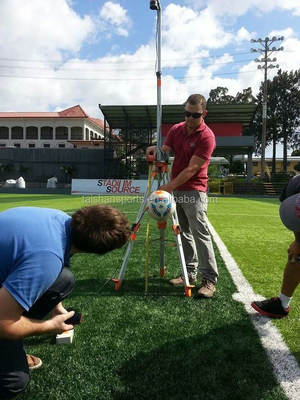 60mm Pet Friendly Sports Herbe artificielle utilisée pour le sport Remplissage nécessaire avec taille de rouleau personnalisable