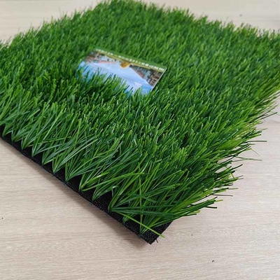 55mm 160 points/M Gazon artificiel de football haute performance résistant aux UV Gazon artificiel certifié par la FIFA