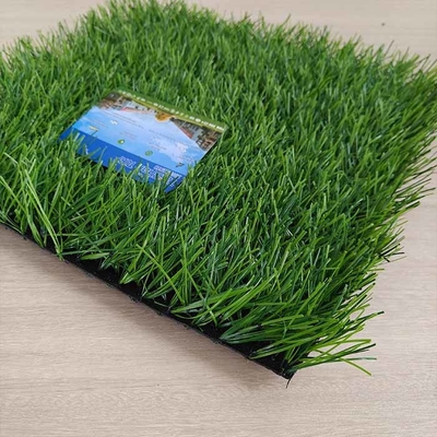 Gazon artificiel de football de haute qualité 45 mm 150 points/m Gazon artificiel vert foncé Faible entretien