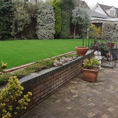 45 mm de hauteur de pile de gazon artificiel de paysage avec un fil plat disponible dans n'importe quelle longueur requise