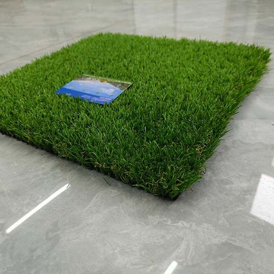 40 mm vert paysage à haute densité Astroturf artificiel pour l'aménagement paysager jardins lieux de loisirs
