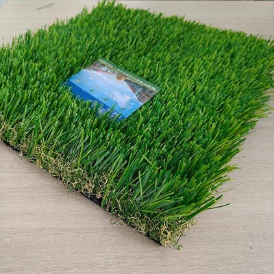 Gazon artificiel de terrain de jeux 43 mm PU Gazon artificiel adhésif pour les terrains de sport et les espaces publics