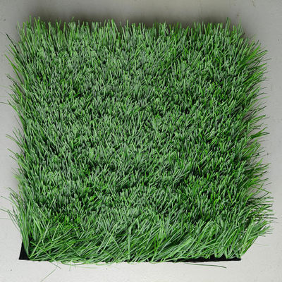 Pelouse artificielle FIFA certifiée 50mm de hauteur de fibre 12000 Dtex pour terrains de sport