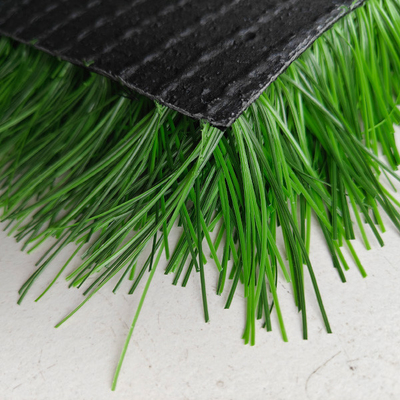 60 mm d'herbe verte artificielle de football 120 points/m d'herbe fausse pour le terrain de football avec une grande résistance aux UV