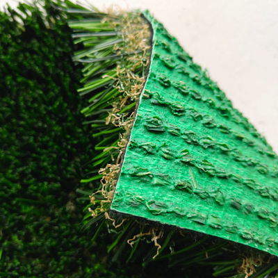 40 mm Hauteur de pile Vert SBR Latex 4 couleurs mixtes Eco-friendly Leisure Herbe artificielle