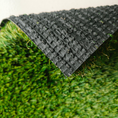 Turf synthétique vert 40 mm à faible entretien, doux et naturel