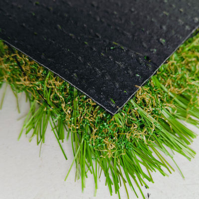 Herbe artificielle de 30 mm de hauteur avec 200 points de suture et cinq couleurs mélangées pour les sports et les loisirs
