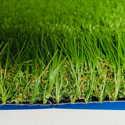 50 mm Hauteur de pile Personnalisable paysage herbe artificielle PP support SBR revêtement en latex Avec installation facile