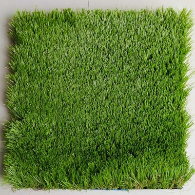 50 mm Hauteur de pile Personnalisable paysage herbe artificielle PP support SBR revêtement en latex Avec installation facile