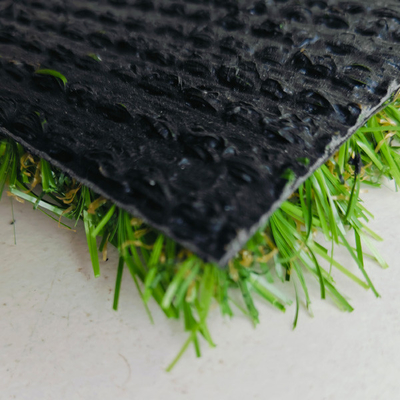 Herbe artificielle de paysage de 20 mm avec revêtement en latex SBR pour les sports et les loisirs