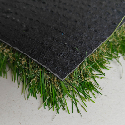 Herbe artificielle à haute densité écologique non remplie de 40 mm avec haute densité de Dtex utilisée pour les sites sportifs
