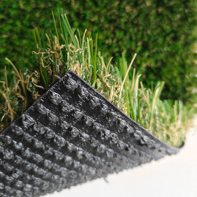 Trois types de formes d'herbe mélangées 38 mm d'herbe verte artificielle extérieure avec peu d'entretien et une excellente texture