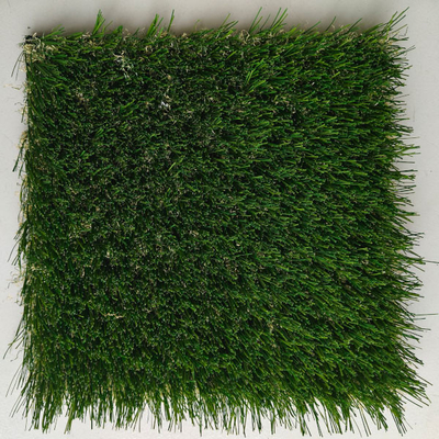 PU adhésif à quatre couleurs mélangeant du gazon artificiel de paysage durable avec une hauteur de pile de 45 mm et une grande résistance aux UV