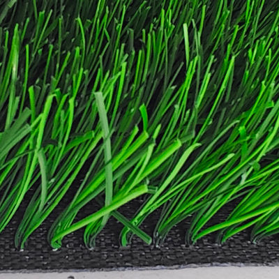 Gazon artificiel de sport de hauteur de pile de 50 mm avec 14000 Dtex et résistant aux UV pour les terrains de football