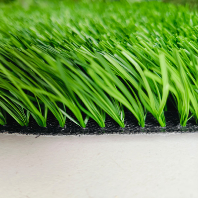 40 mm de hauteur de pile Résistance aux UV Sports artificiels Fausse herbe avec installation facile et revêtement adhésif en latex SBR