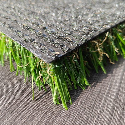 Gazon artificiel pour terrain de jeux de 25 mm, facile à installer et résistant à l'usure