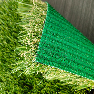 Vert SBR Latex Sous-trait 53mm Herbe artificielle avec le mélange de quatre couleurs utilisées pour le loisir et la décoration