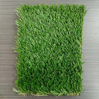 40 mm 14600 Dtex paysagisme faux gazon vert artificiel avec trous de drainage perforés et adhésif PU