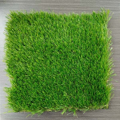 7700 Dtex Matériau PP/PE Herbe verte artificielle avec 180 points de suture par mètre et 3/8 pouces de jauge