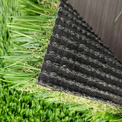 Résistant au feu Faible entretien Herbe artificielle personnalisable de 50 mm de hauteur de pile et 12600 Dtex