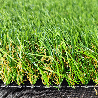 Le gazon artificiel non polluant du paysage 40 mm vert herbe artificielle avec protection de l'environnement 3/8 gauge