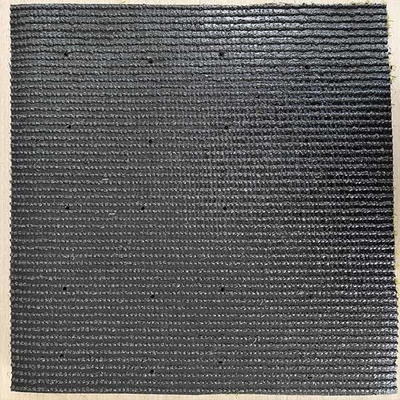 Adhésif PU 28mm 13800 Dtex Paysage Herbe artificielle double PP Balcons de soutien Décoration des arrière-cours Résistance aux UV Faible entretien