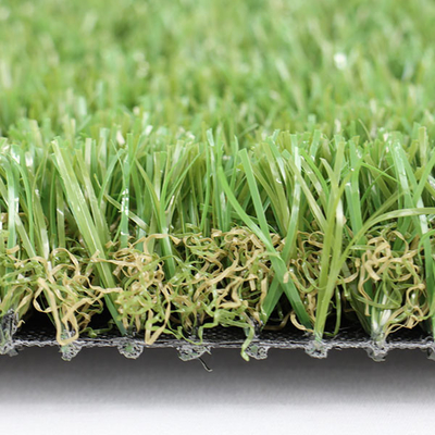 30 mm Nylon Polymère Matériau paysage Faux herbe artificielle Résistance à la chaleur Faible entretien