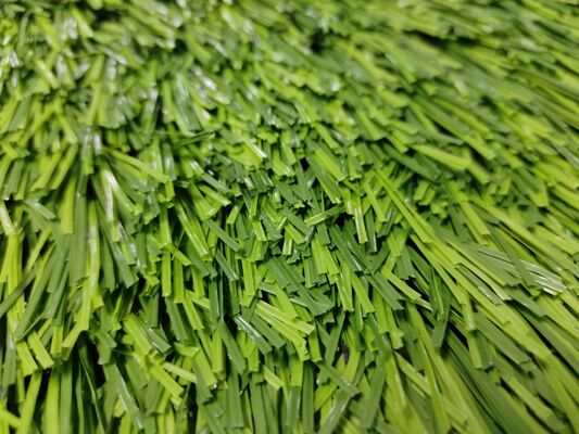 Hauteur de pile 40 mm Résistance aux UV Certifié FIFA Football Gazon artificiel pour les terrains de sport et les stades