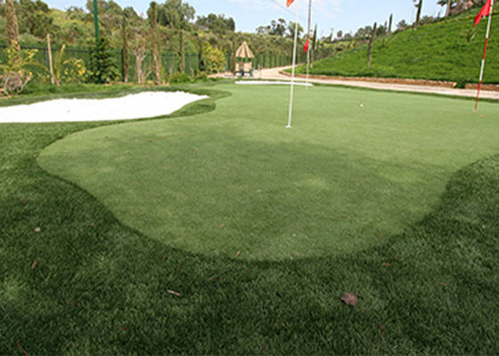 Gazon artificiel de golf à faible entretien avec haute perméabilité et anti-abrasion pour terrains de golf